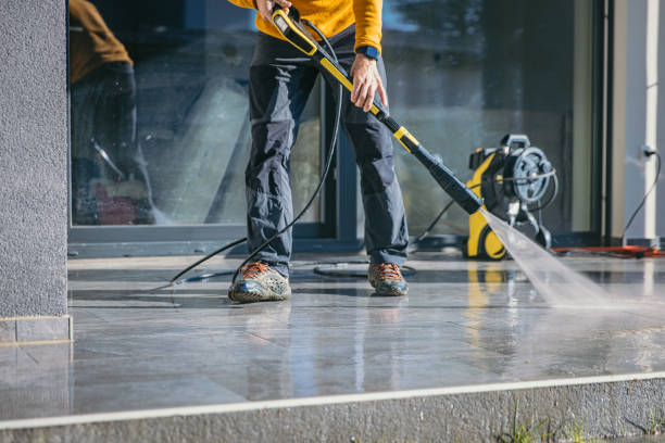 Best Sidewalk Pressure Washing  in Gleneagle, CO