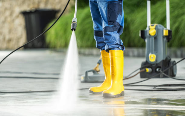 Best Sidewalk Pressure Washing  in Gleneagle, CO